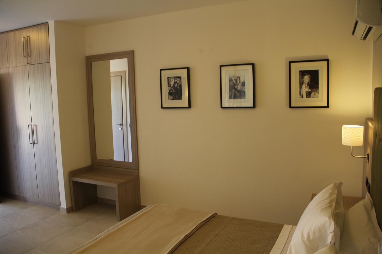 Hostal Relais Lali' Mottola Exterior foto